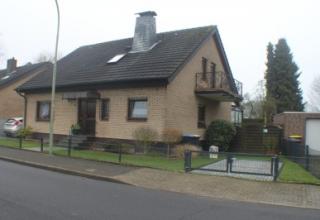 Freistehendes Ein-bis Zweifamilienhaus in bevorzugter Lage von Neukirchen-Vluyn
