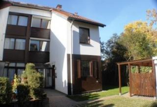 Reihenendhaus in guter Lage von Moers-Schwafheim zu vermieten