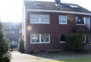 Freistehendes Ein-bis Zweifamilienhaus  im schönen Issum gelegen!