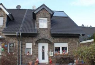 Gemütliche, moderne Doppelhaushälfte