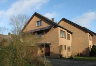 Schönes Reiheneckhaus