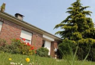 Walmdachbungalow in Kempen