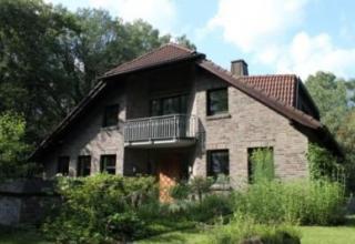 Bereit für Niveau, Stil und Romantik im Wald?