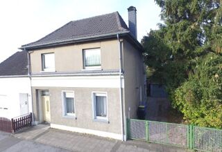 Handwerker aufgepasst: Sanierungsbedürftiger Altbau im BIETERVERFAHREN zu kaufen!
