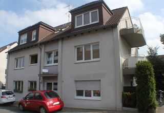 Besser kaufen statt mieten: Frisch renovierte 1,5-Zimmer-Wohnung mit Balkon und Stellplatz