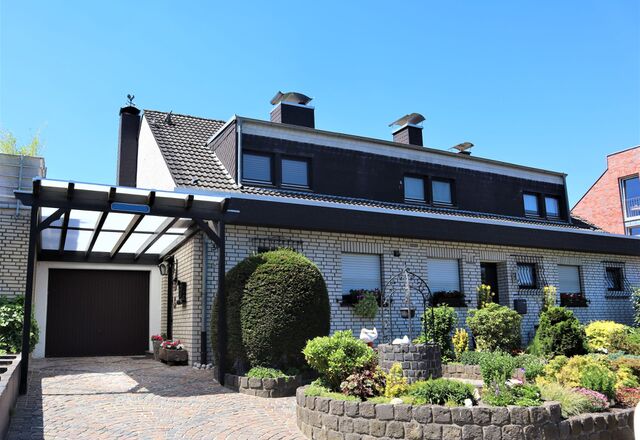 Verkauft: Reihenendhaus in Krefeld-Inrath zu kaufen