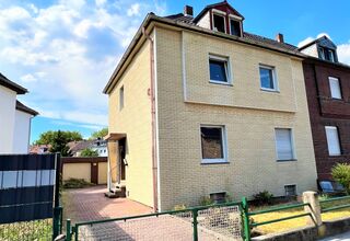 Verkauft: Doppelhaushälfte mit Potential in Kamp-Lintfort zu kaufen!