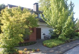 Freistehendes Einfamilienhaus in attraktiver, ruhiger Lage von Moers-Kapellen!