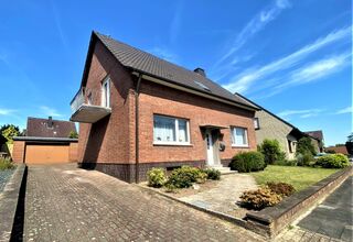 Verkauft: Ein-Zweifamilienhaus in Rheurdt- Schaephuysen zu kaufen!