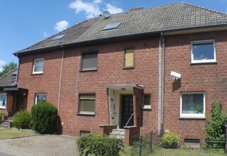 Gemütliches Reihenmittelhaus in Neukirchen benötigt handwerkliches Update